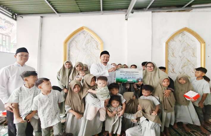 Sambut Ujian Sekolah, Siswa SMP Al Falah Deltasari Gelar Doa Bersama dan Santunan di Panti Asuhan Mu